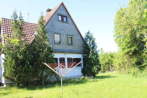 Foto - Haus zum Kaufen in Medebach 110.000,00 € 166 m²