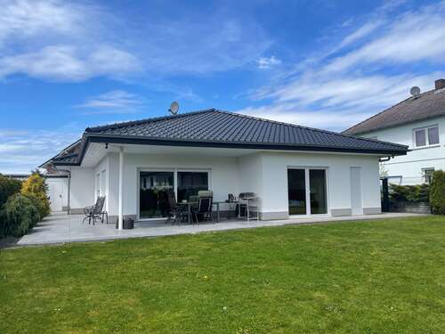 Foto - Haus zum Mieten in Melsungen 2.400,00 € 183 m²