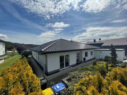 Foto - Haus zum Mieten in Melsungen 2.400,00 € 243 m²