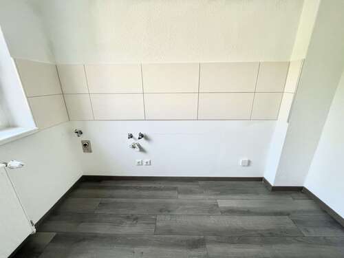 Foto - Wohnung zum Mieten in Bitterfeld-Wolfen OT Wolfen 465,50 € 66.5 m²