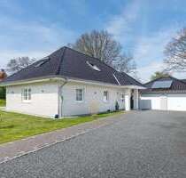Haus zum Kaufen in Neustadt in Holstein 1.150.000,00 € 238 m²