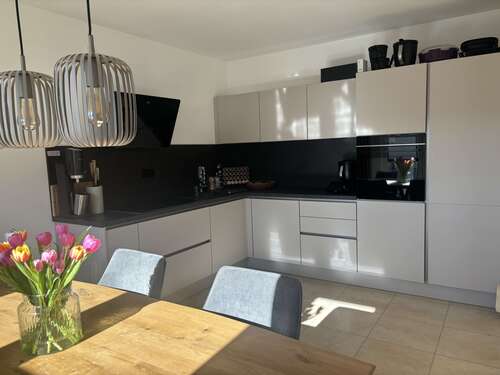 Foto - Wohnung zum Mieten in Zwickau 973,80 € 97.38 m²