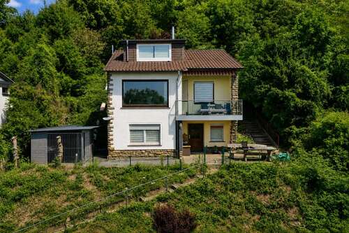 Foto - Haus zum Kaufen in Meinhard 249.000,00 € 135 m²