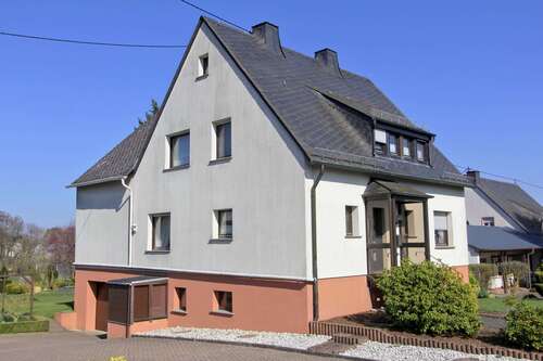 Foto - Haus zum Kaufen in Bärenbach 249.000,00 € 194 m²