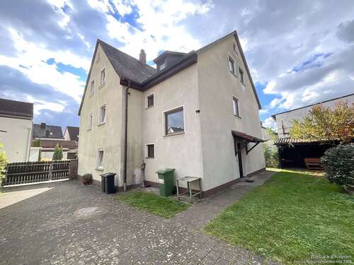 Foto - Haus zum Kaufen in Roth 469.000,00 € 262 m²