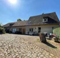 Haus zum Kaufen in Elsteraue 135.000,00 € 120 m²