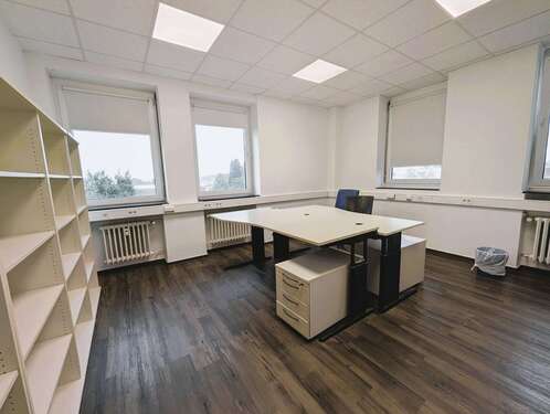 Foto - Büro in Krefeld 460,00 € 38 m² - 460,00&nbsp;EUR Kaltmiete, ca.&nbsp; 38,00&nbsp;m&sup2;