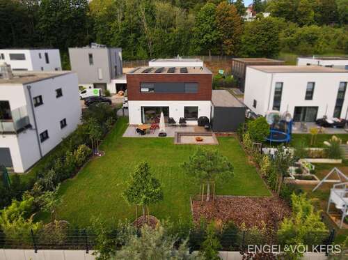 Foto - Haus zum Kaufen in Saarbrücken 749.000,00 € 150 m²