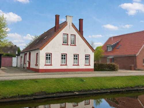 Foto - Haus zum Kaufen in Papenburg 180.000,00 € 160.8 m²