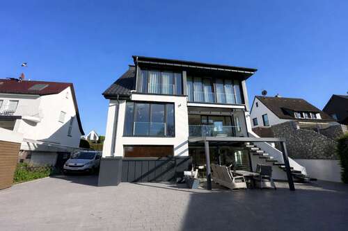 Foto - Haus zum Kaufen in Solingen Wald 1.190.000,00 € 323 m²