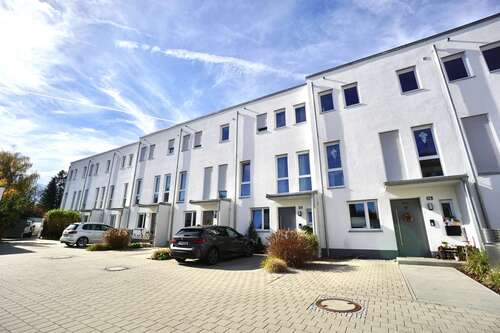 Foto - Haus zum Mieten in Augsburg 1.925,00 € 141.14 m²