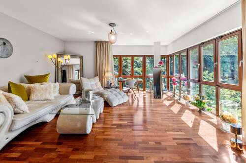 Foto - Wohnung zum Kaufen in Hamburg Lemsahl-Mellingstedt 1.390.000,00 € 248 m²