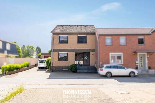 Foto - Haus zum Kaufen in Geilenkirchen-Flahstraß 258.000,00 € 130 m²