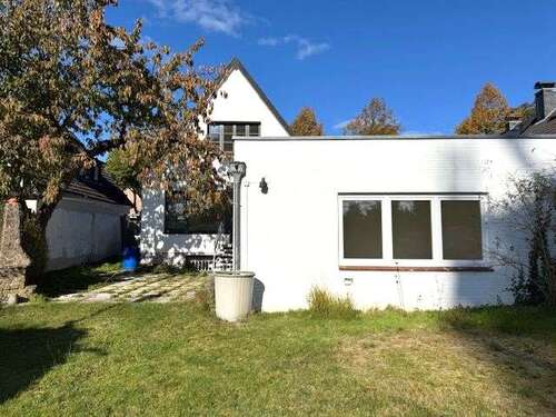 Foto - Haus zum Kaufen in Bad Schwartau 645.000,00 € 145 m²