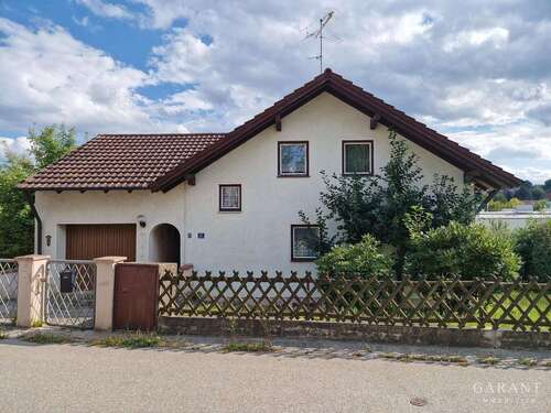Foto - Haus zum Kaufen in RuhstorfRott 149.500,00 € 104 m²