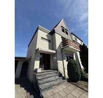 Haus zum Kaufen in Wesseling Keldenich 558.600,00 € 187 m² - Wesseling / Keldenich