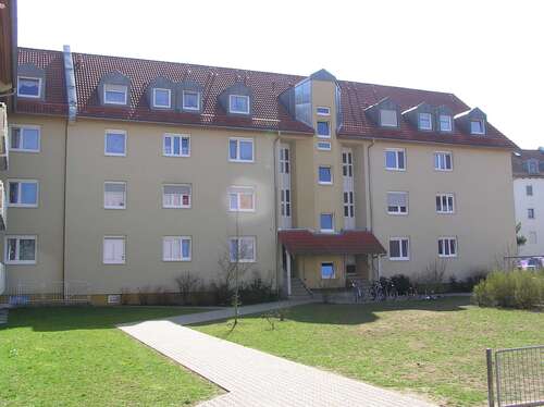 Foto - Wohnung zum Mieten in Roth 370,77 € 66.49 m²