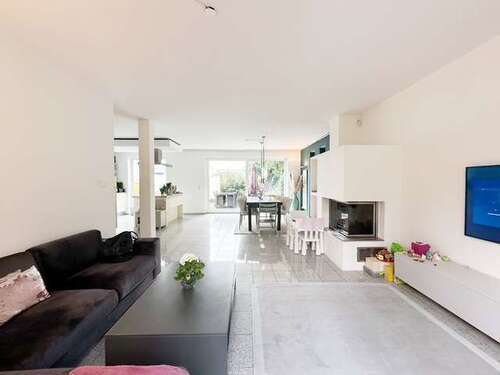 Foto - Haus zum Mieten in Leichlingen 2.800,00 € 160 m²