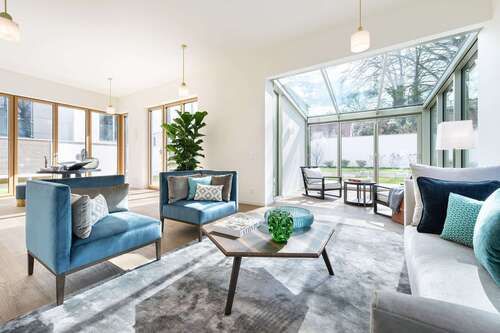 Foto - Haus zum Mieten in München 15.000,00 € 357 m²