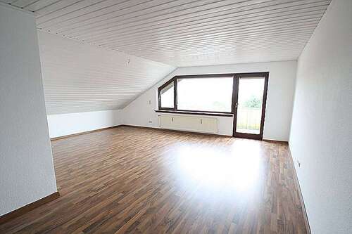 Foto - Wohnung zum Mieten in Niedernhausen 980,00 € 90 m²