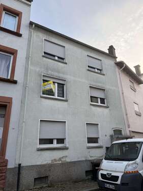 Foto - Haus zum Kaufen in Pirmasens 159.000,00 € 146.68 m²