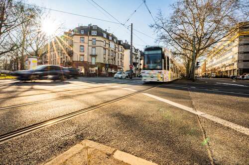 Foto - Haus zum Kaufen in Frankfurt 2.190.000,00 € 523 m²