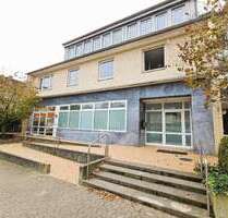 Büro in Itzehoe 660,00 € 66 m² - 660,00 EUR Kaltmiete, ca.  66,00 m² in Itzehoe (PLZ: 25524)