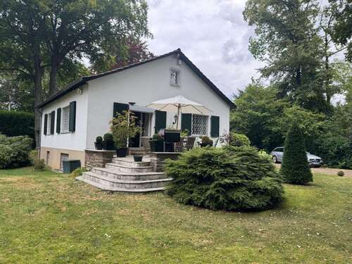 Foto - Haus zum Kaufen in Köln 1.950.000,00 € 177.48 m²