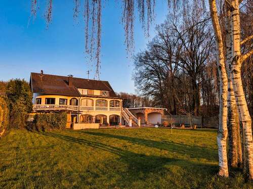 Foto - Haus zum Kaufen in Königswinter 990.000,00 € 315 m²