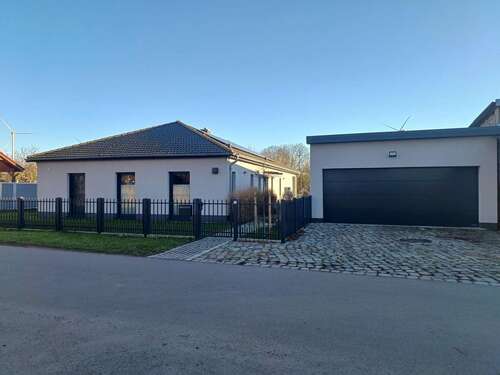 Foto - Haus zum Kaufen in Uckerfelde 550.000,00 € 154 m²