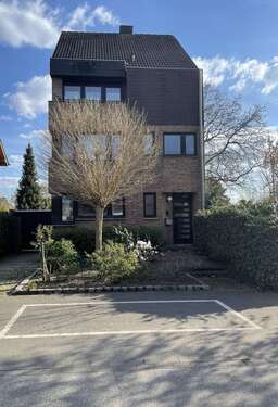 Foto - Haus zum Kaufen in Mönchengladbach 498.000,00 € 240 m²