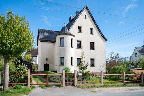 Foto - Haus zum Kaufen in Schönfels 195.000,00 € 142.42 m²