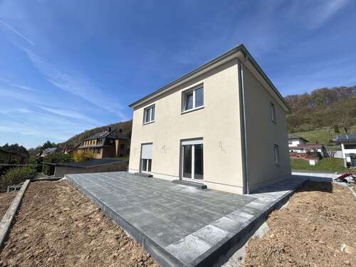 Foto - Haus zum Kaufen in Schlüchtern 429.000,00 € 158 m²