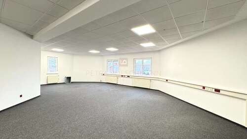 Foto - Büro in Karlskron 1.800,00 € 190 m²