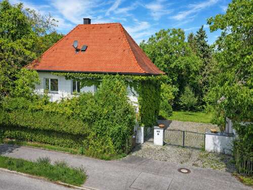 Foto - Haus zum Kaufen in Adlkofen 420.000,00 € 210 m²