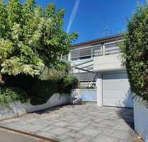 Haus zum Mieten in Berglen 2.100,00 € 250 m²