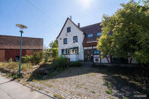 Foto - Haus zum Kaufen in Rot am See Reinsbürg 398.000,00 € 250.8 m²