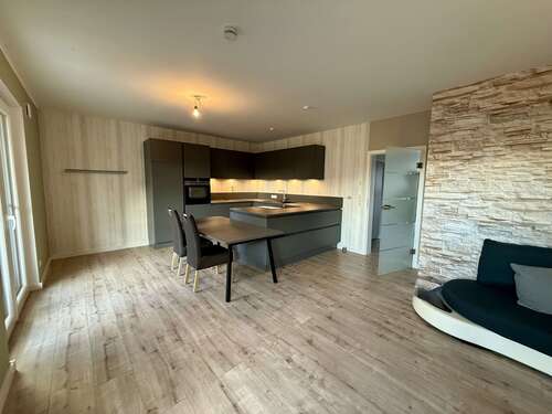 Foto - Wohnung zum Mieten in Neustadt 760,00 € 76.2 m²