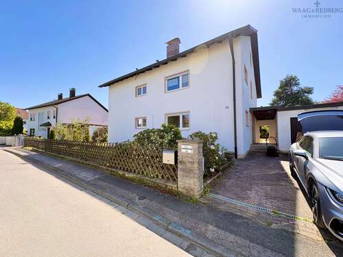 Foto - Haus zum Kaufen in Erlangen 890.000,00 € 259 m²