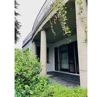 Haus zum Kaufen in Krefeld 2.400.000,00 € 650 m²