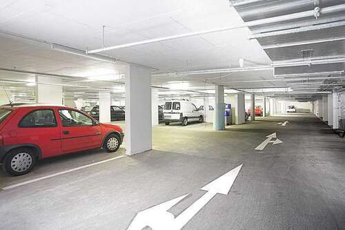 Foto - Garage zu vermieten in Frankfurt 100,00 € 17.5 m²