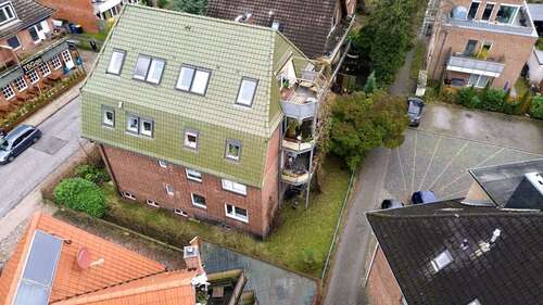 Foto - Haus zum Kaufen in Wedel 1.030.000,00 € 366 m²