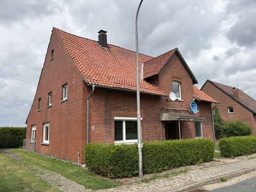 Foto - Haus zum Kaufen in Lüdersfeld 150.000,00 € 120 m²
