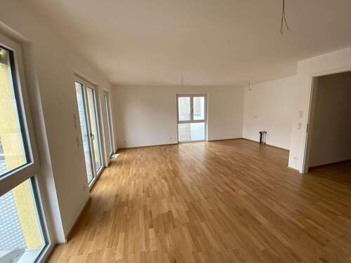Foto - Wohnung zum Mieten in Landshut 1.500,00 € 121.43 m²