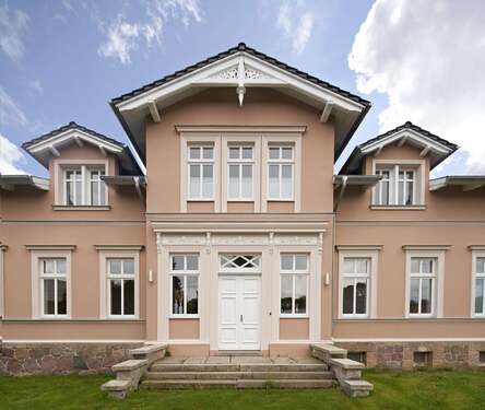 Foto - Haus zum Kaufen in Gützkow 1.595.000,00 € 624 m²