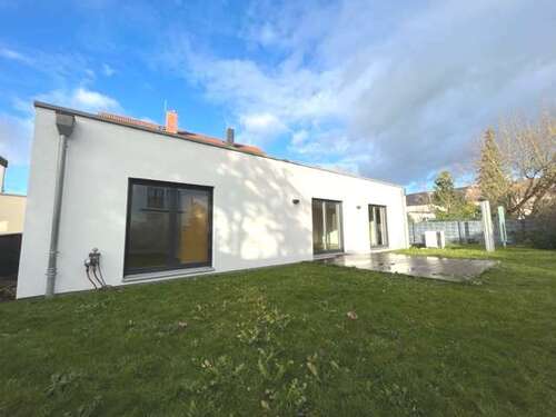 Foto - Haus zum Mieten in Mörfelden-Walldorf 1.000,00 € 66 m²