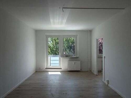 Foto - Wohnung zum Mieten in Berlin 549,00 € 35.69 m²