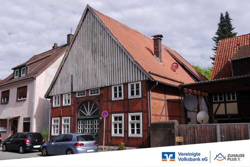 Foto - Haus zum Kaufen in Steinheim 180.000,00 € 232 m²