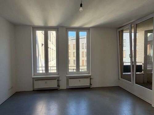 Foto - Wohnung zum Mieten in Berlin 653,07 € 82.25 m²