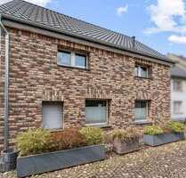 Haus zum Kaufen in Dormagen 729.000,00 € 233.99 m²